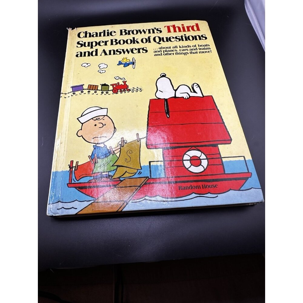 Charlie Brown's Third Super Book of Questions and Answers Vtg‎ Hardcover 1978